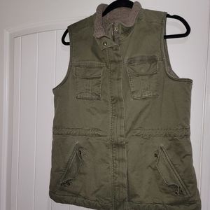 Sonoma Women's Faux Fur Vest Gently Used Large